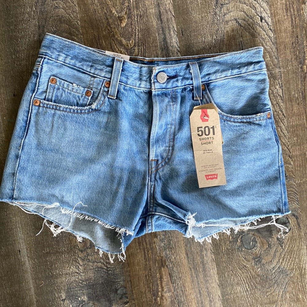 NWT Levis Shorts